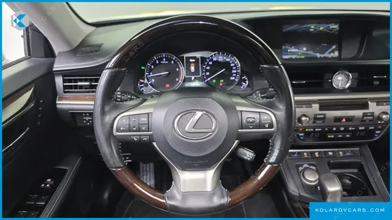LEXUS ES EXECUTIVE