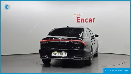 HYUNDAI GRANDEUR LE BLANC
