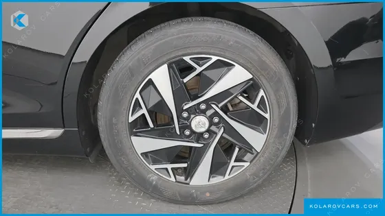 HYUNDAI GRANDEUR LE BLANC