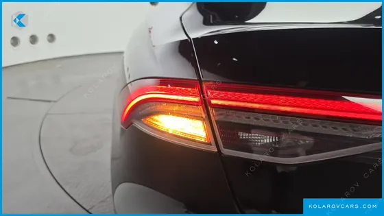 HYUNDAI GRANDEUR LE BLANC