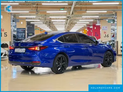LEXUS ES F-SPORT