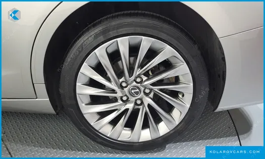 LEXUS ES LUXURY PLUS