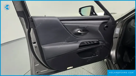 LEXUS ES LUXURY PLUS