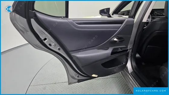 LEXUS ES LUXURY PLUS