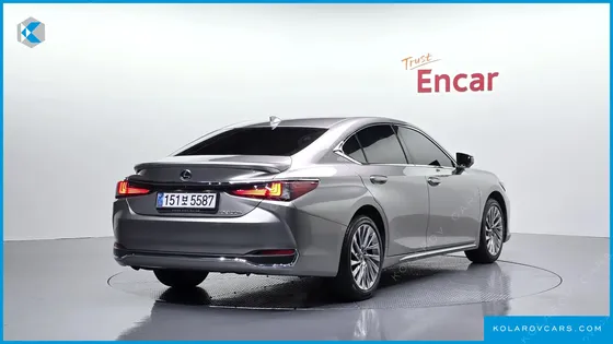 LEXUS ES EXECUTIVE