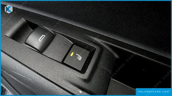 CHEVROLET (GM DAEWOO) BOLT EV EV LT DLX