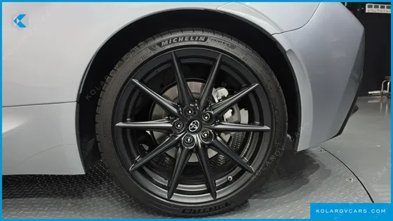 TOYOTA 86 2.4 PREMIUM