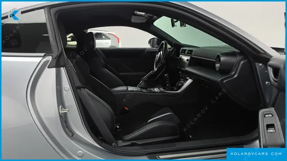 TOYOTA 86 2.4 PREMIUM