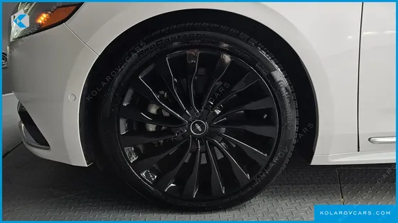LINCOLN CONTINENTAL 3.0 PRESIDENTIAL AWD