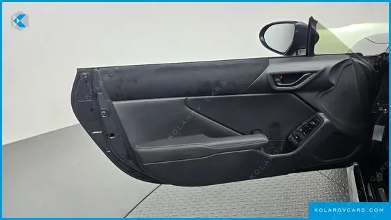TOYOTA 86 2.4 PREMIUM