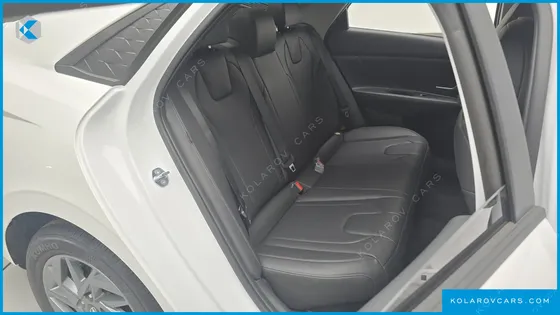 HYUNDAI ELANTRA (AVANTE) SMART