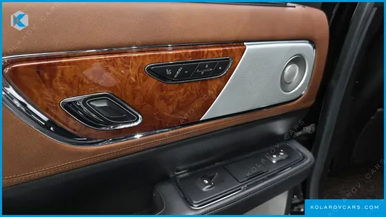 LINCOLN CONTINENTAL 3.0 PRESIDENTIAL AWD