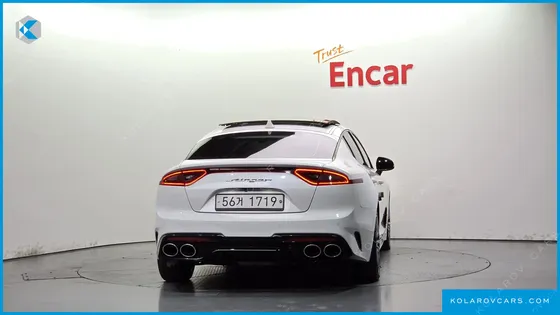 KIA STINGER 2.2 DIESEL 2WD