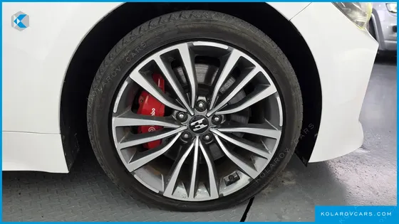 KIA STINGER 2.2 DIESEL 2WD