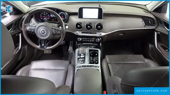 KIA STINGER 2.2 DIESEL 2WD