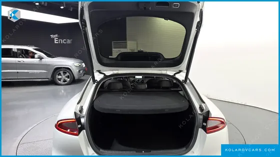 KIA STINGER 2.2 DIESEL 2WD