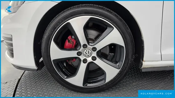 VOLKSWAGEN GOLF 2.0 GTI