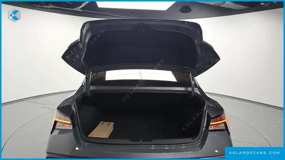 HYUNDAI ELANTRA (AVANTE) 1.6