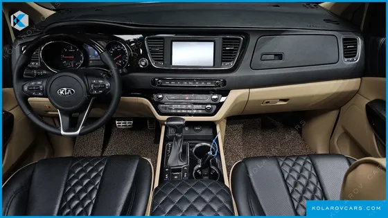 KIA CARNIVAL 9-SEATER NOBLESSE