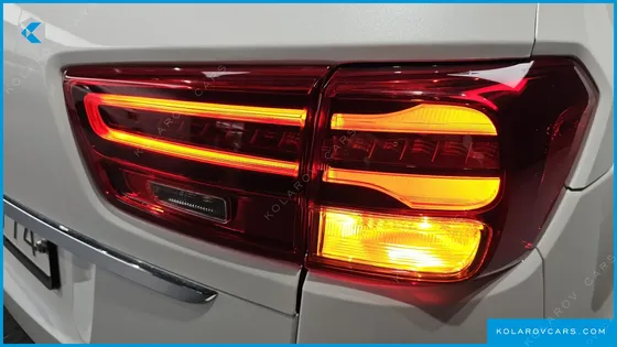 KIA CARNIVAL 9-SEATER NOBLESSE