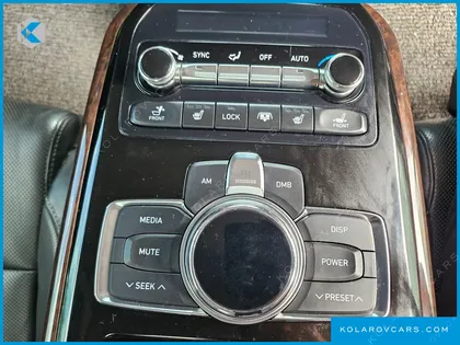 GENESIS EQ900 3.8 GDI AWD