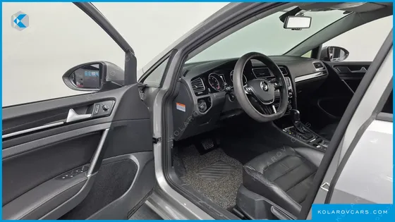 VOLKSWAGEN GOLF 1.4 TSI PREMIUM