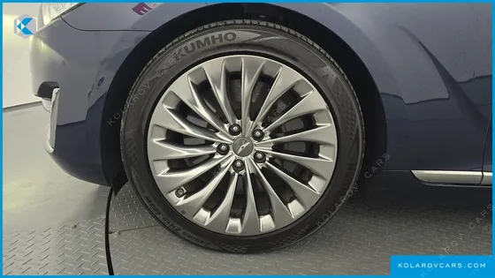 GENESIS EQ900 5.0 GDI AWD