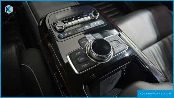 GENESIS EQ900 5.0 GDI AWD