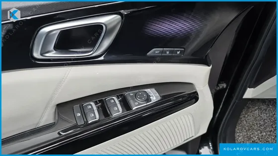 KIA CARNIVAL DIESEL 7-SEATER SIGNATURE