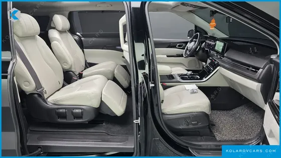 KIA CARNIVAL DIESEL 7-SEATER SIGNATURE
