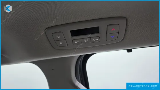KIA CARNIVAL DIESEL 7-SEATER SIGNATURE