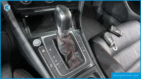 VOLKSWAGEN GOLF 2.0 GTI