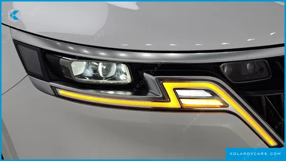 KIA CARNIVAL DIESEL 7-SEATER NOBLESSE