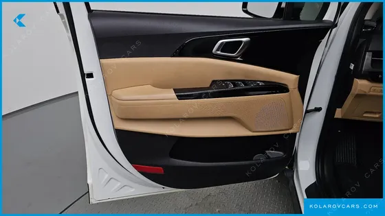 KIA CARNIVAL DIESEL 7-SEATER NOBLESSE