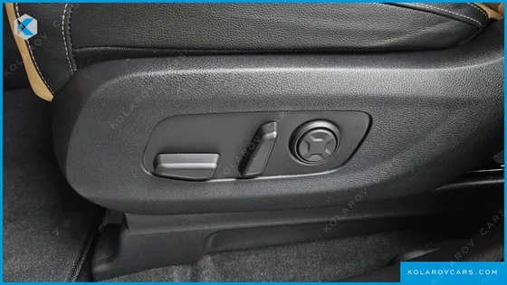 KIA CARNIVAL DIESEL 7-SEATER NOBLESSE