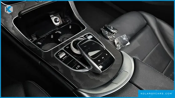 MERCEDES C-CLASS C200 4MATIC AMG LINE