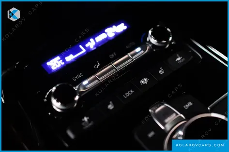 GENESIS EQ900 3.8 GDI AWD