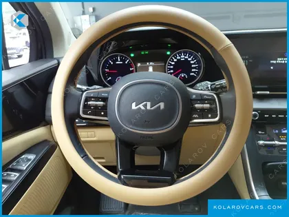 KIA CARNIVAL DIESEL 9-SEATER PRESTIGE