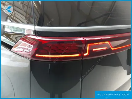 KIA CARNIVAL DIESEL 9-SEATER PRESTIGE
