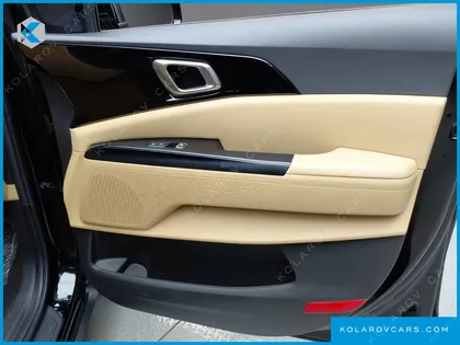 KIA CARNIVAL DIESEL 9-SEATER PRESTIGE