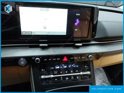 KIA CARNIVAL DIESEL 9-SEATER PRESTIGE