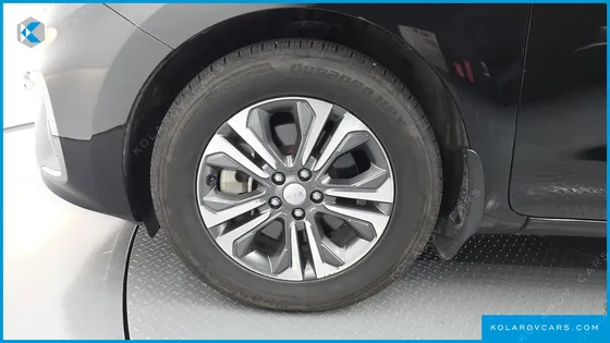 KIA CARNIVAL 9-SEATER LUXURY