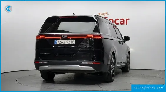 KIA CARNIVAL DIESEL 9-SEATER NOBLESSE