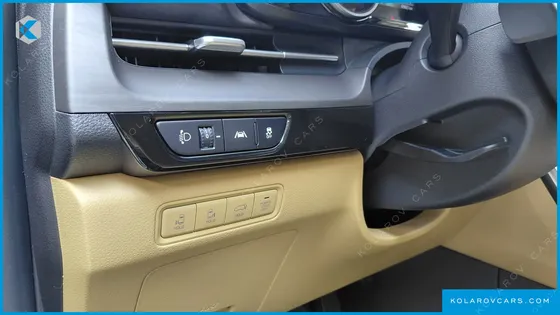 KIA CARNIVAL DIESEL 9-SEATER NOBLESSE