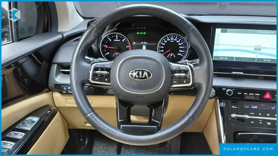 KIA CARNIVAL DIESEL 9-SEATER NOBLESSE