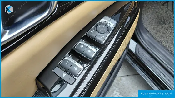 KIA CARNIVAL DIESEL 9-SEATER NOBLESSE