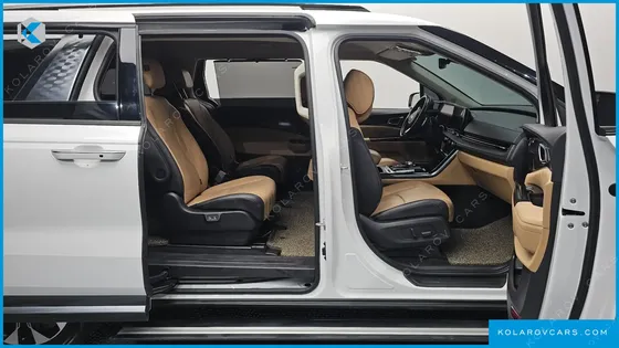 KIA CARNIVAL GASOLINE 9-SEATER SIGNATURE