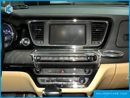KIA CARNIVAL GASOLINE 7-SEATER HI-LIMOUSINE