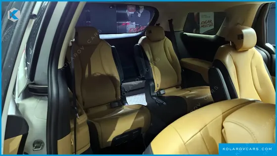 KIA CARNIVAL DIESEL 9-SEATER PRESTIGE