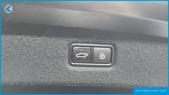 GENESIS G90 3.8 AWD